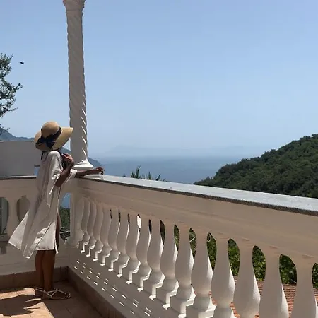 Costanza Sorrento 4* סן אנג'לו
