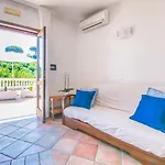 فندق مبيت وإفطار Costanza Sorrento 4*