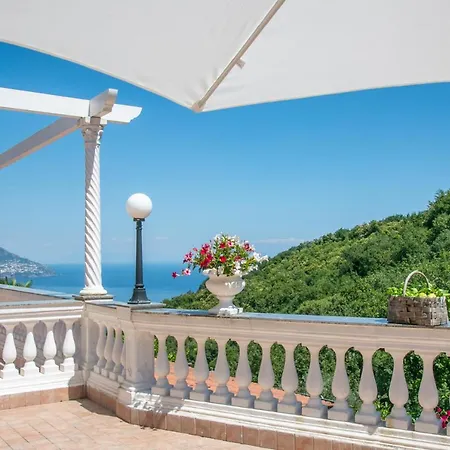 Costanza Sorrento Alojamento de Acomodação e Pequeno-almoço *
